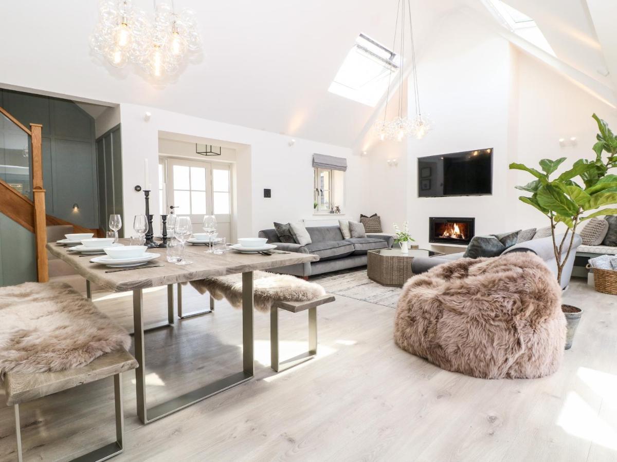 12 Manor Farm Close Kingham Bagian luar foto
