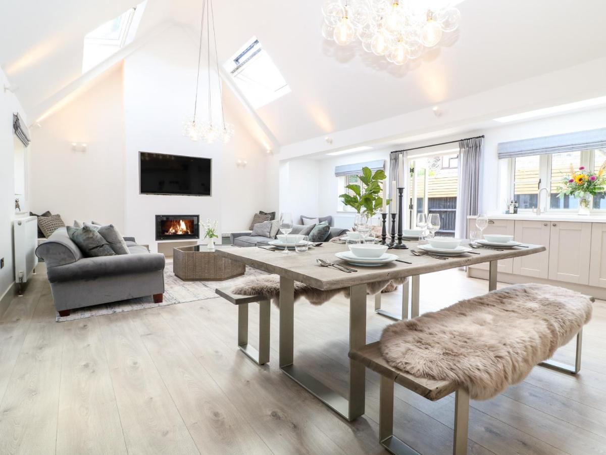 12 Manor Farm Close Kingham Bagian luar foto
